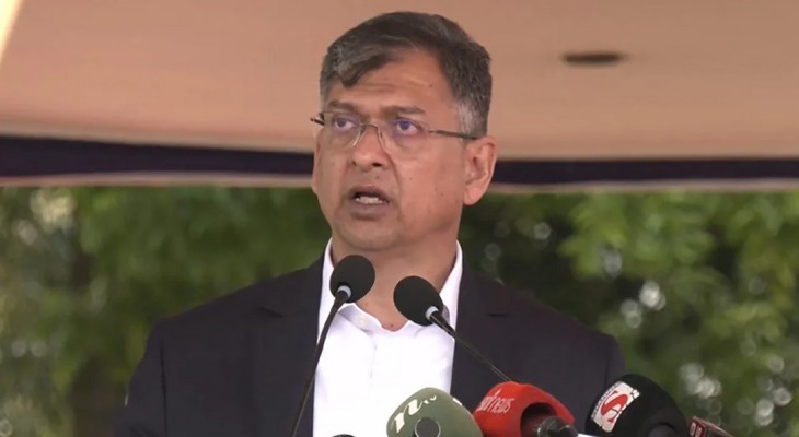চাঁদাবাজির ঘটনা জানাতে হটলাইন ১৬৬১১৩ নাম্বারে ফোন দিন : স্বরাষ্ট্রমন্ত্রী